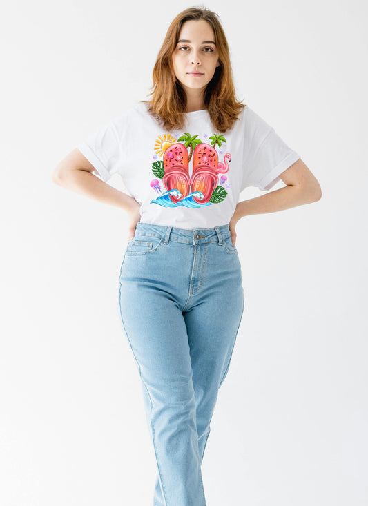 Retro Flamingo & Crocs T-Shirt – Fun Summer Graphic Tee for Beach Lovers